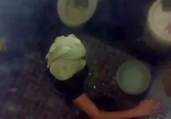 Làm tình lãng mạn trong pim sec vang anh phòng trọ