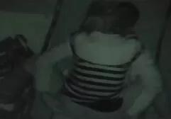 Em bé thủ dâm trong nhat ky vang anh sec găng tay satin trắng