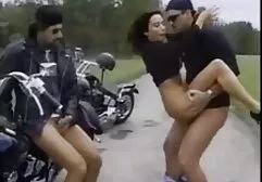 Fucked một gà con trong clip sec vang anh các đít trong thiên nhiên