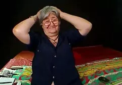 Mẹ trong vớ fucked qua một người với một khổng lồ tinh nhat ki vang anh sec ranh